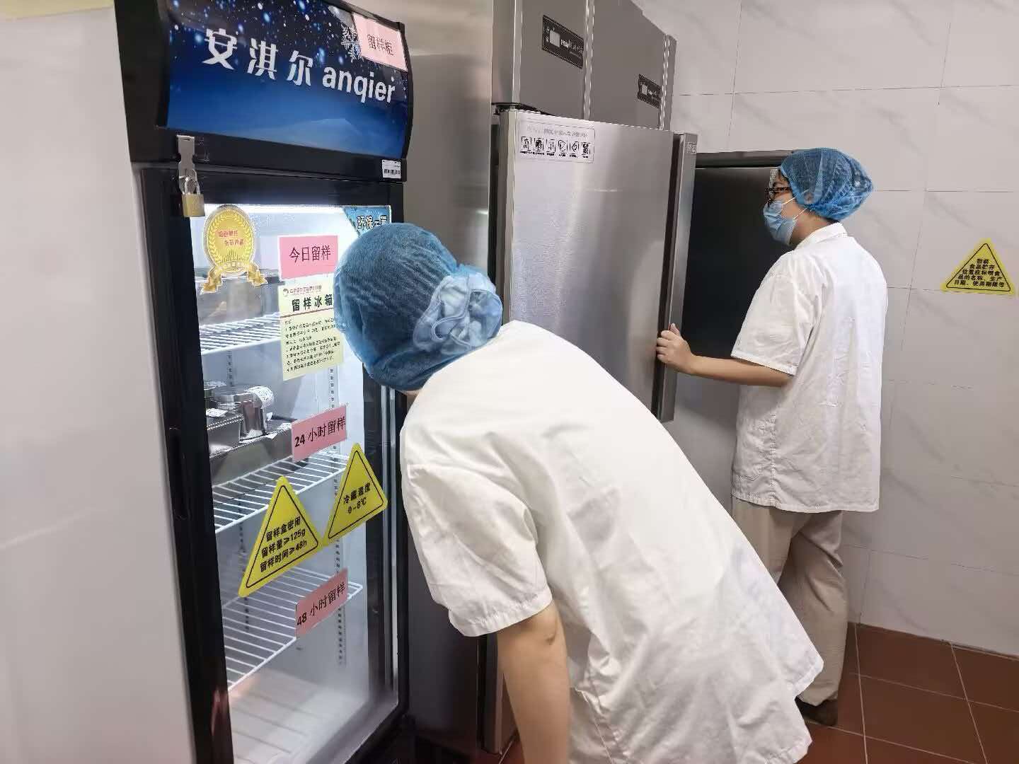 食堂1.jpg