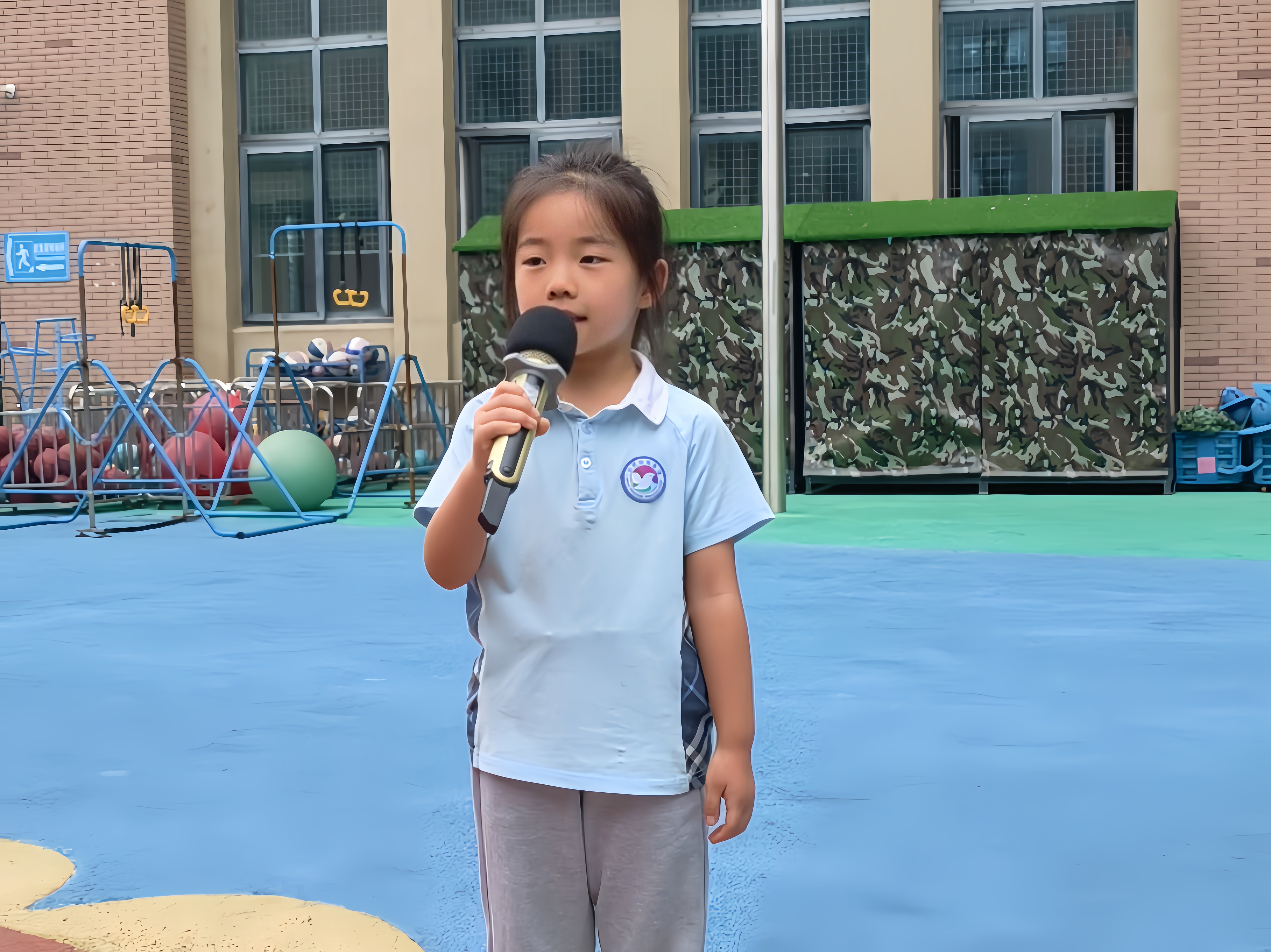新麓 国旗下讲话.jpg